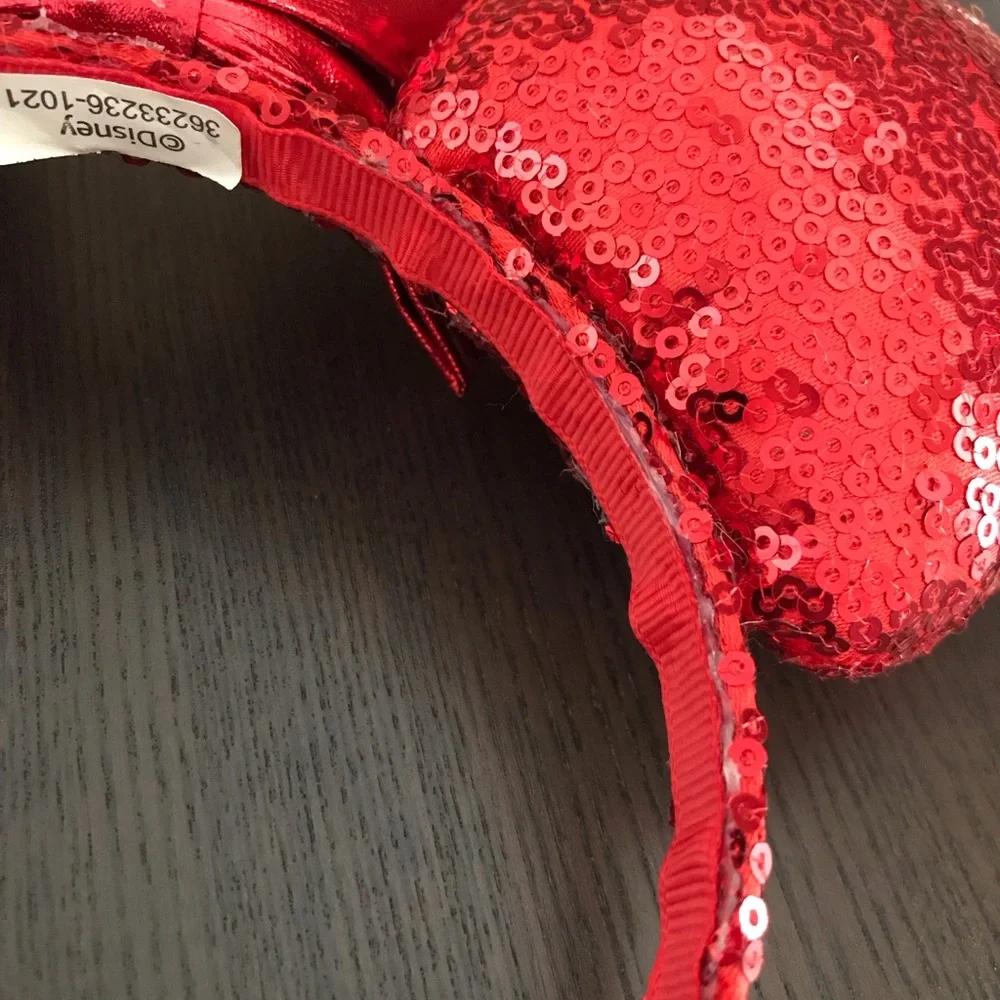 Disney Valentines Day Red Sequins Minnie Mouse Ears - Picture 5 of 6